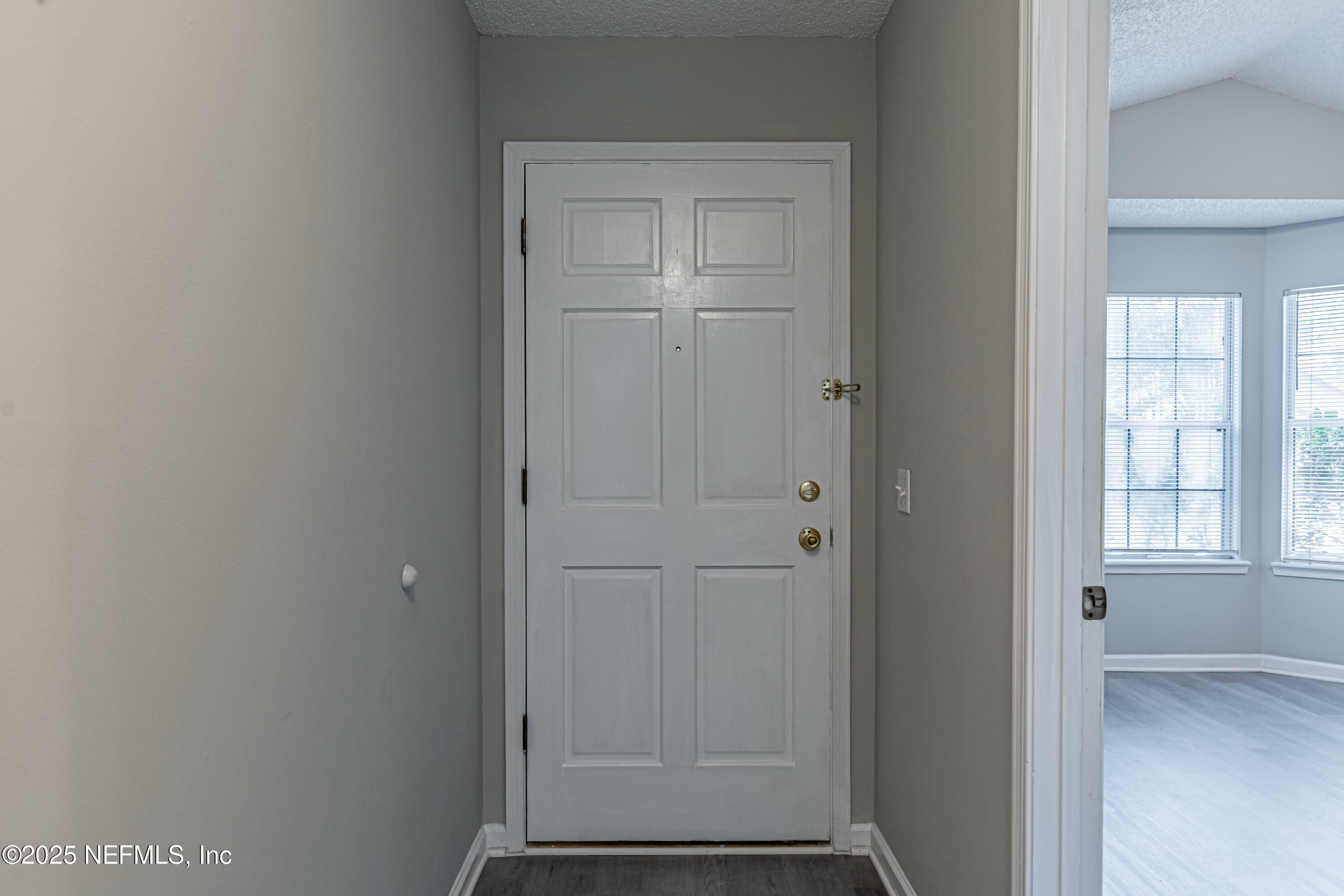 Property Photo: 1836 Manitoba Court N FL 32068