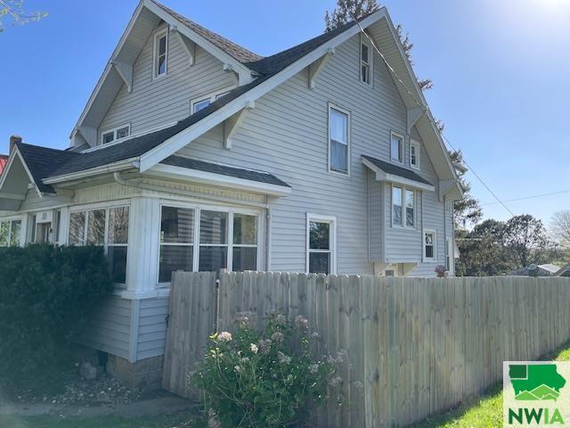 Property Photo: 111 Haines St IA 51048