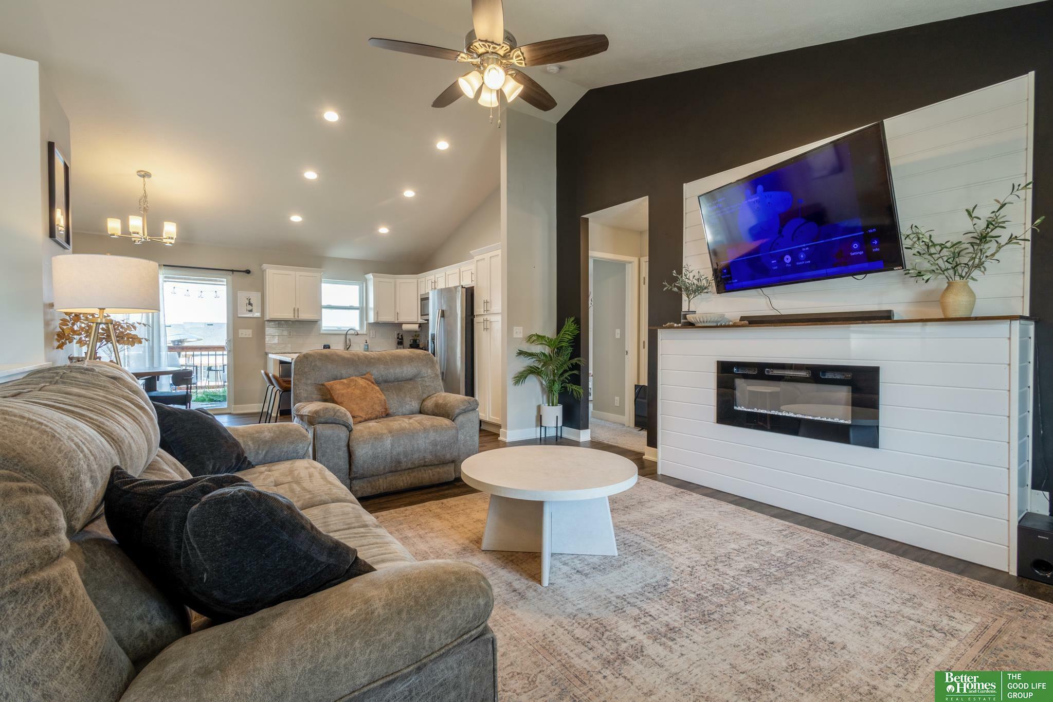 Property Photo: 4210 W Hancock Court NE 68528