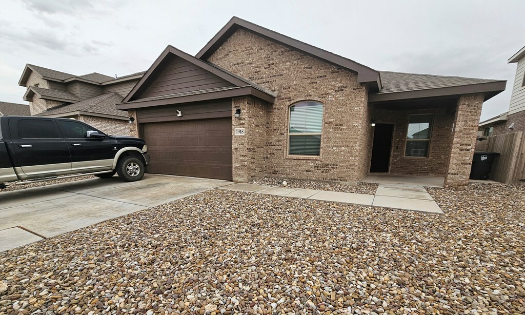 Property Photo: 1918 Palo Duro Dr TX 79762