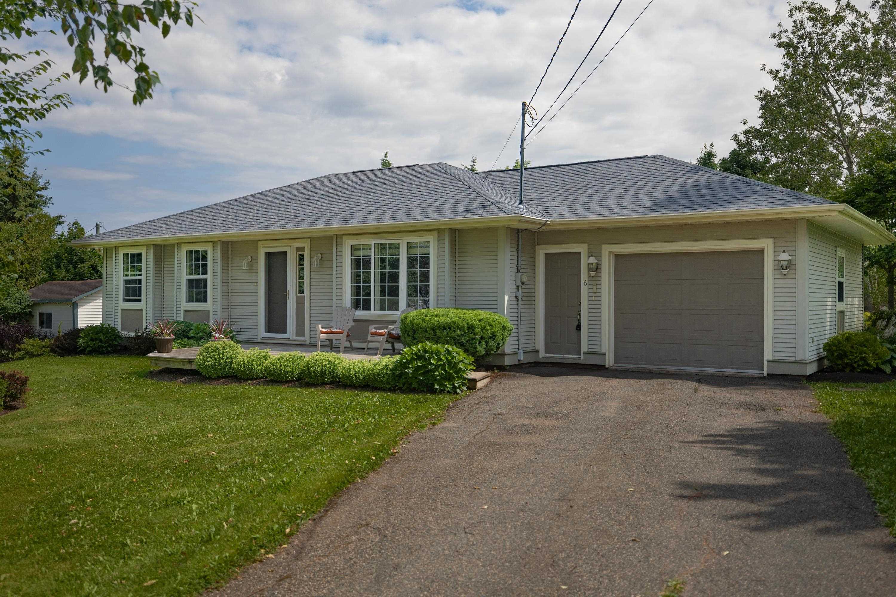 Photo de la propriété: 6 Jenkins Avenue PE C1B 1A6