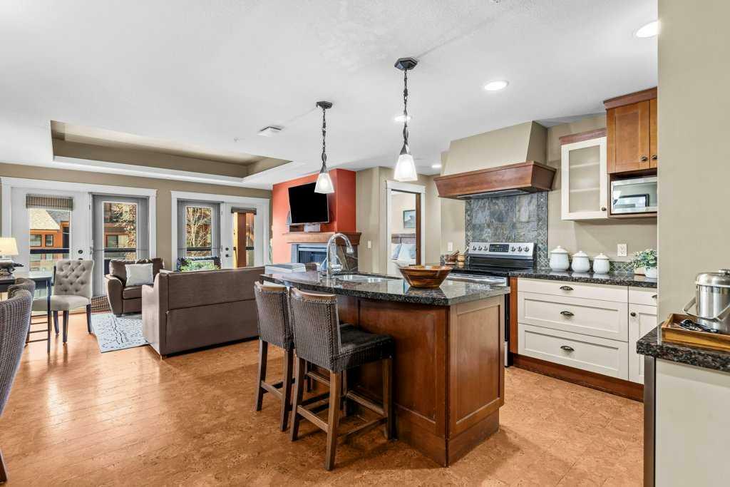 Photo de la propriété: 187 Kananaskis Way 121 AB T1W 0A3