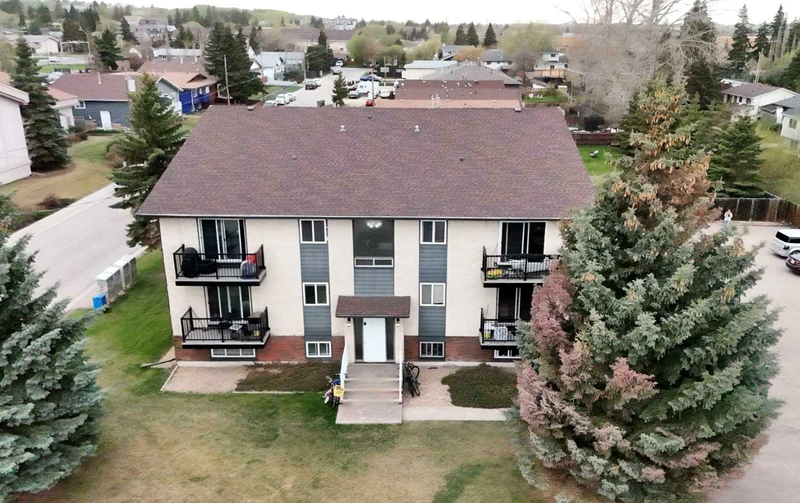 Property Photo: 4722 44 Street 203 AB T4S 1G4