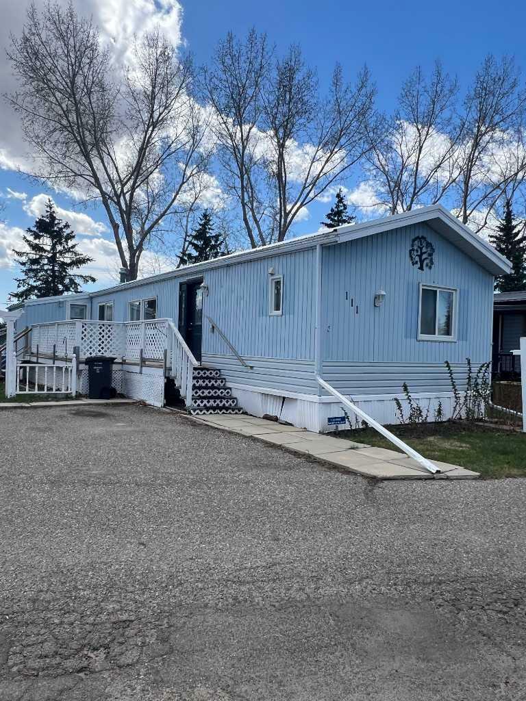 111 Home Bay SE  High River AB T1V 1J7 photo