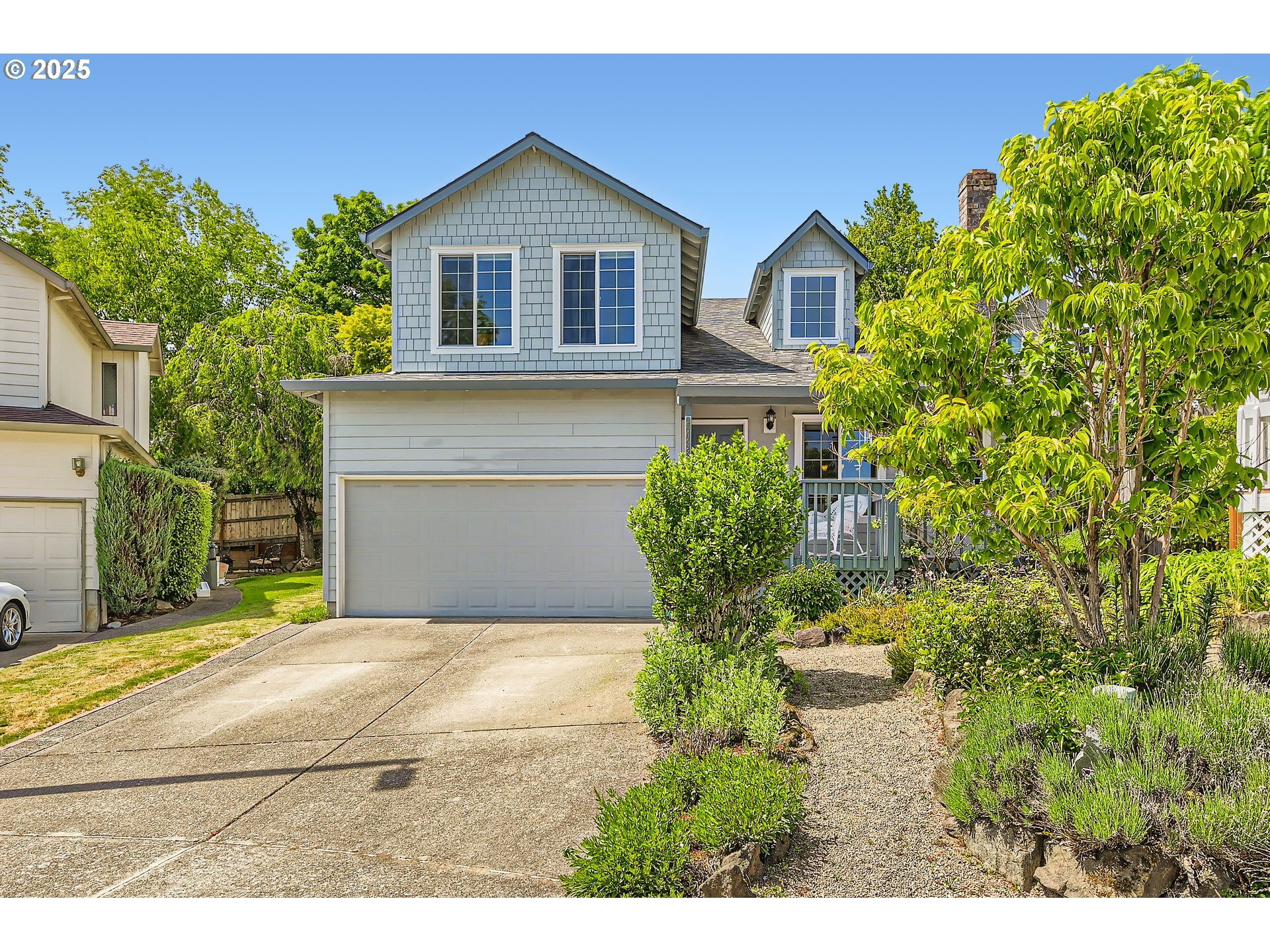 Property Photo: 5493 NW 180th Pl OR 97229
