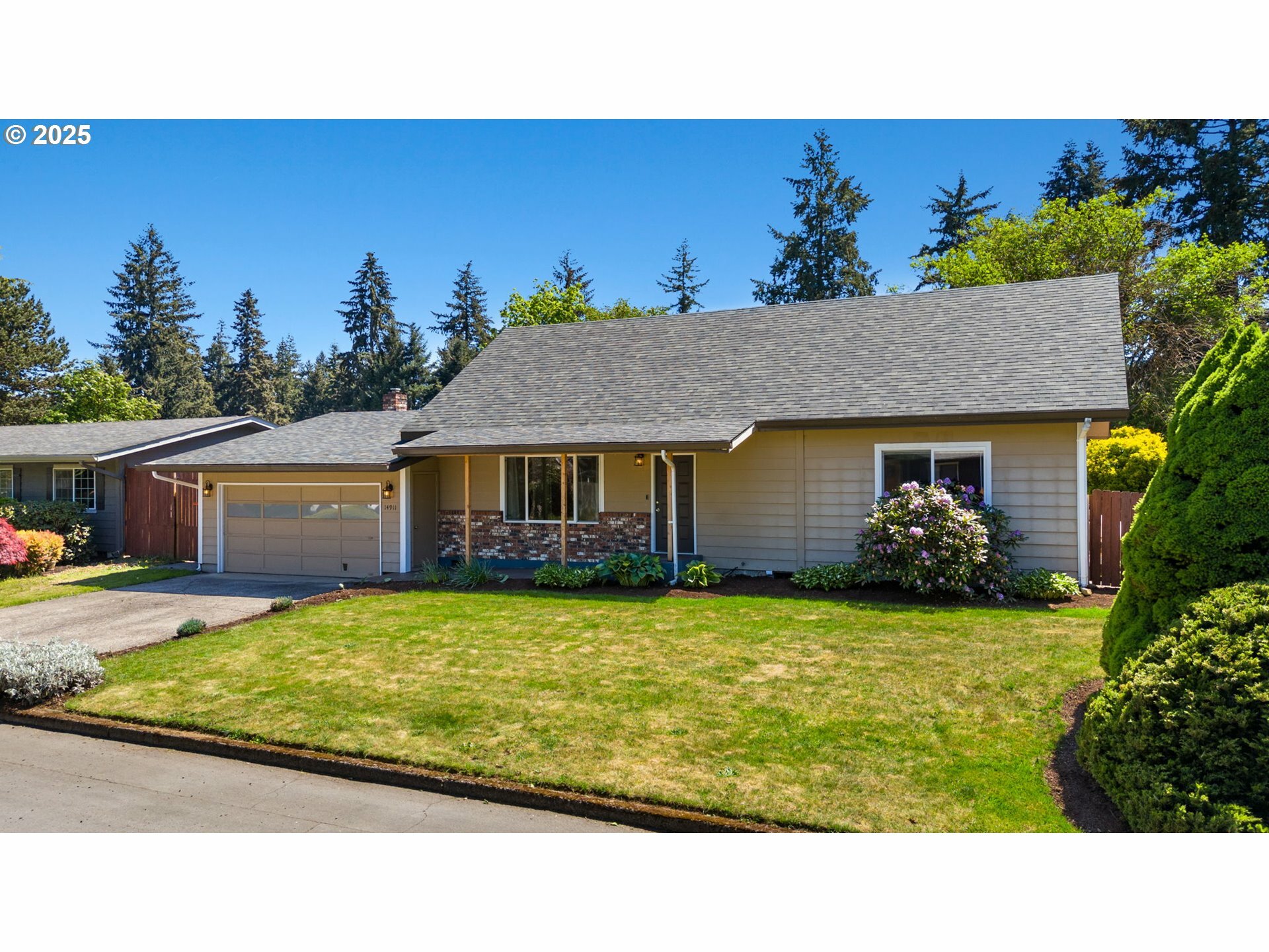 Property Photo: 14911 NE 86th St WA 98682