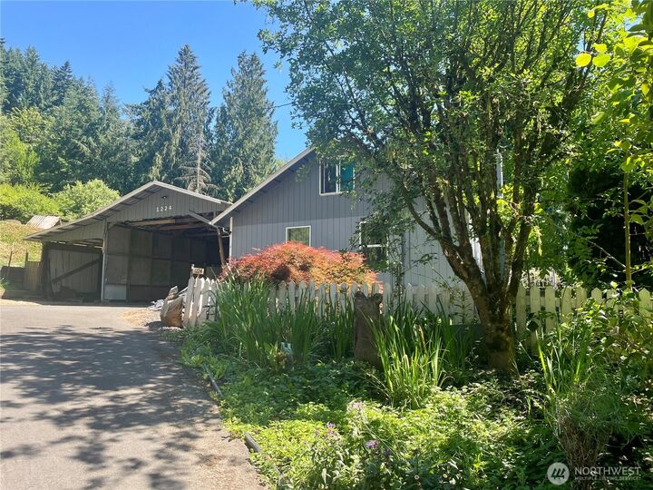 1224  Coal Creek Road  Longview WA 98632 photo