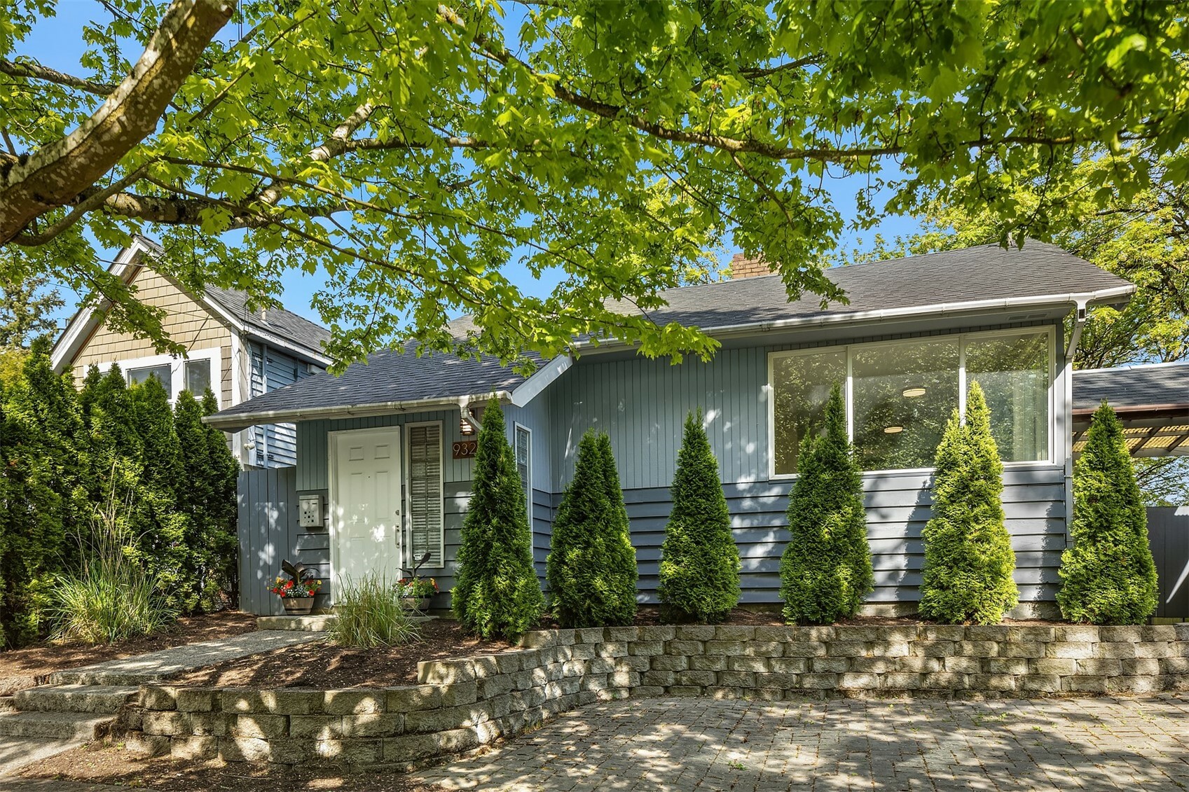 Property Photo: 9328 39th Avenue S WA 98118