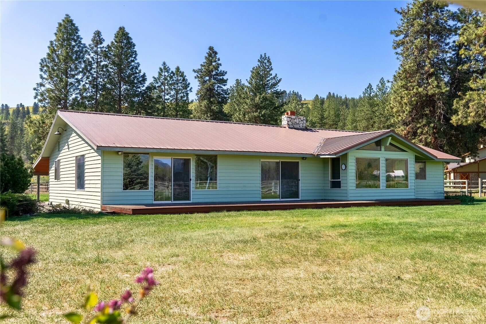 Property Photo: 28 Wandling Road WA 98862
