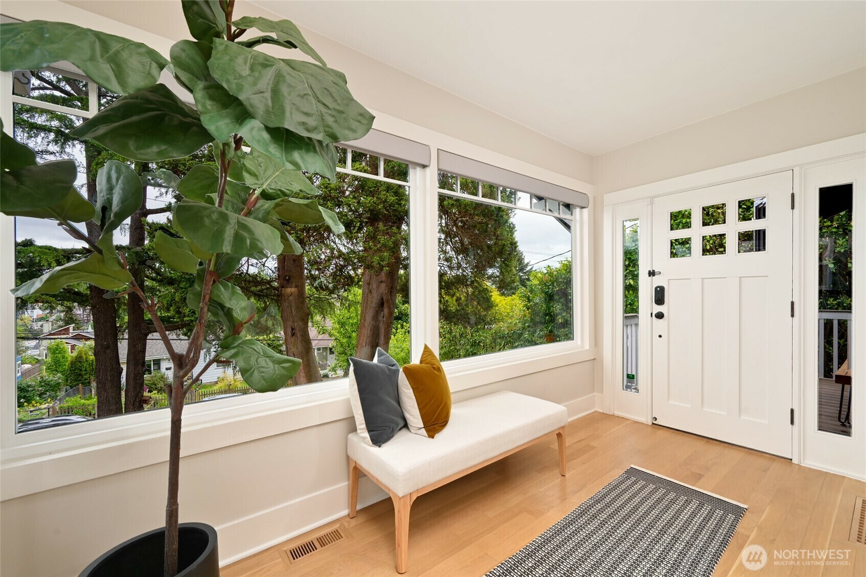 Property Photo: 3029 23rd Avenue W WA 98199