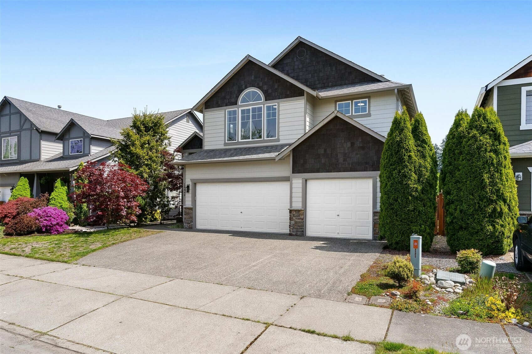 Property Photo: 28648 226th Avenue SE WA 98038