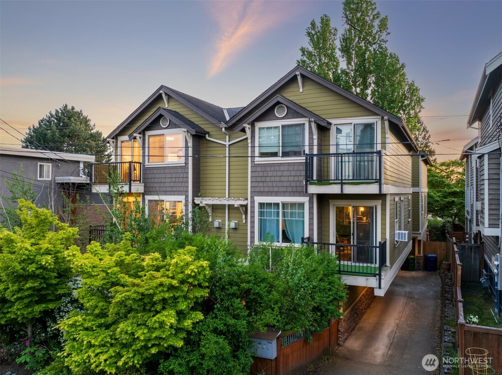 Property Photo: 6737 24th Avenue NW A WA 98117