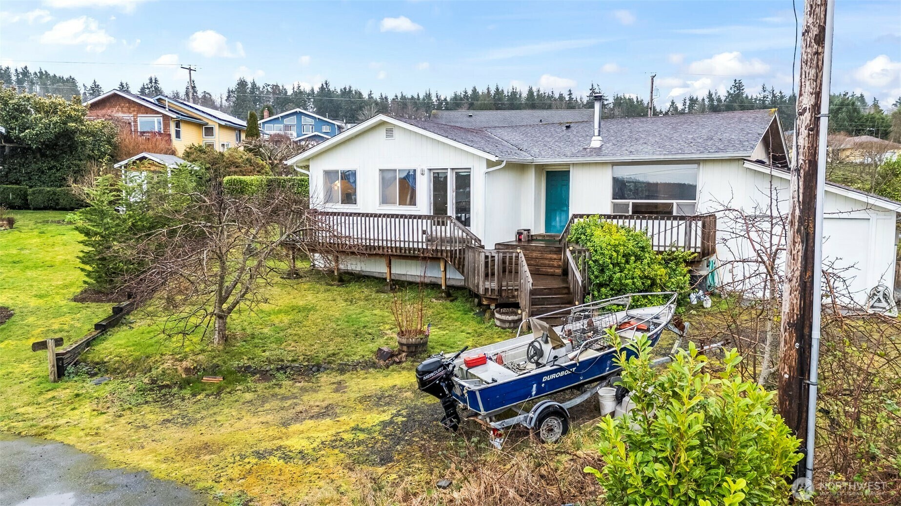 Property Photo: 37740 Vine Place NE WA 98340