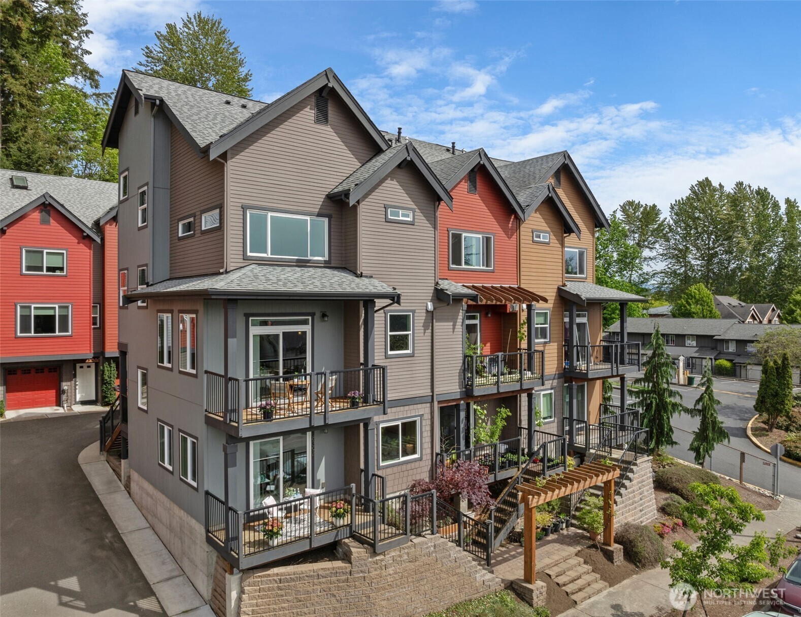 8394  167th Avenue NE  Redmond WA 98052 photo