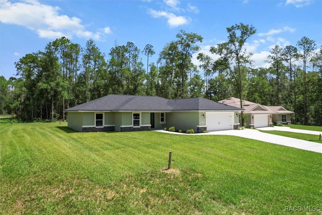 Property Photo:  339 E Enfield Lane  FL 34434 