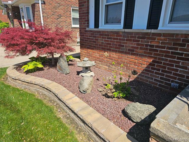 Property Photo: 1231 Linden MI 48124