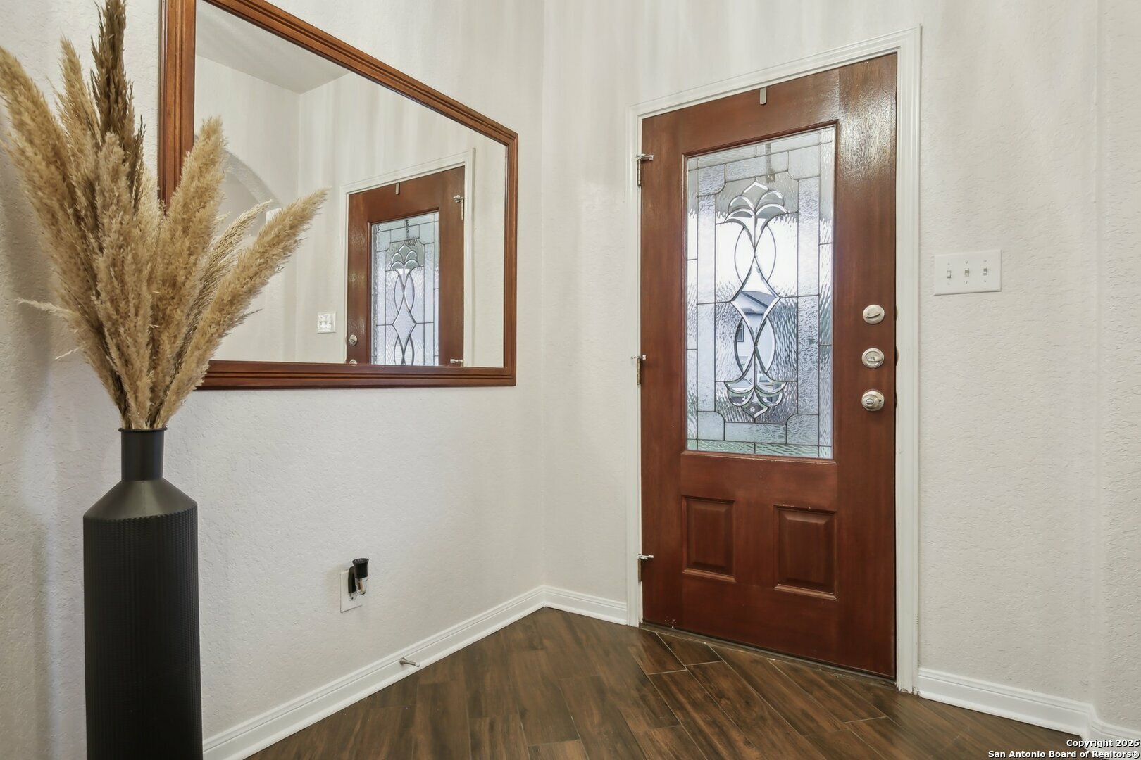 Property Photo:  7938 Sterling Manor  TX 78109 