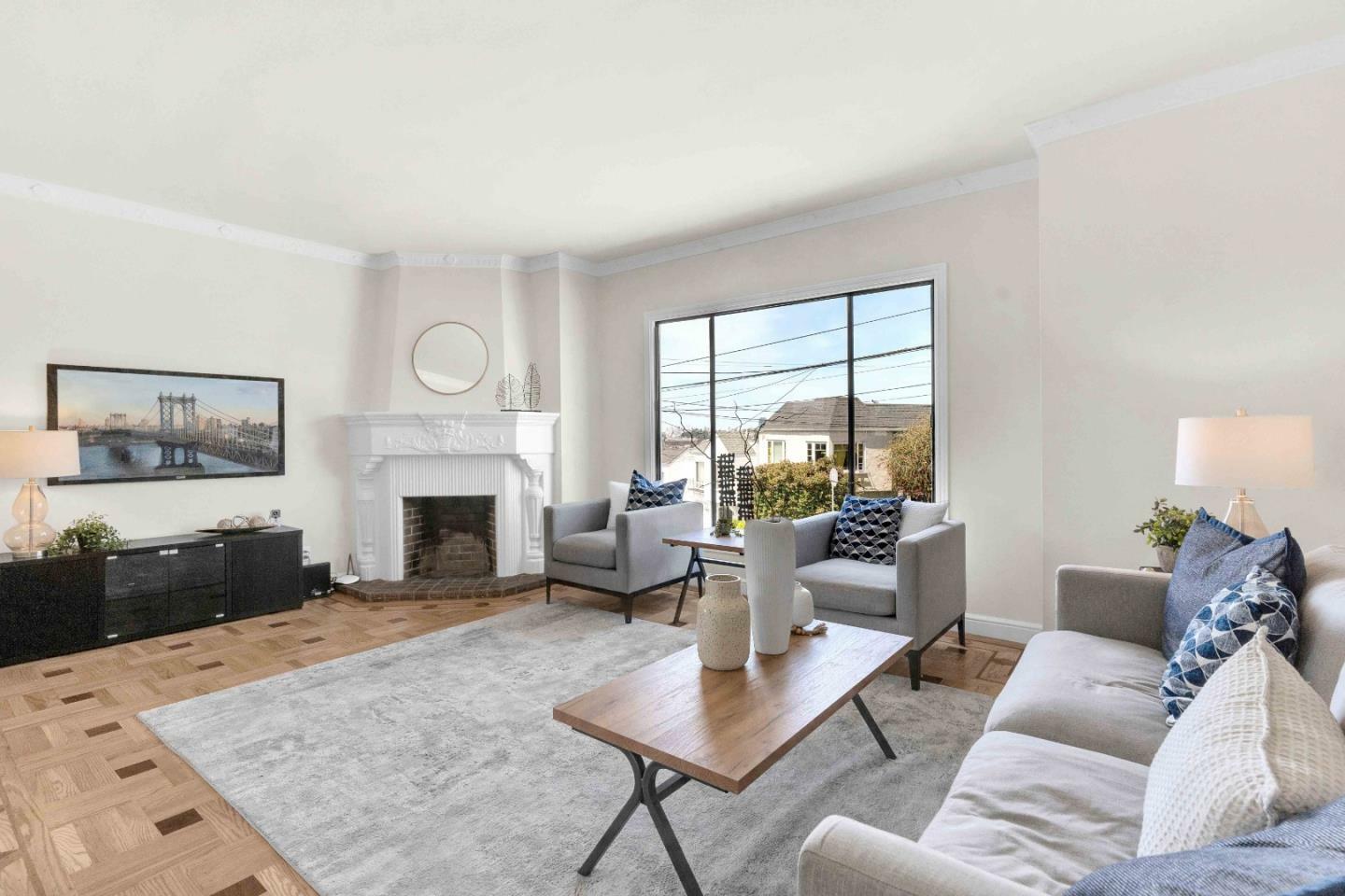 Property Photo: 2041 Thomas Avenue CA 94124