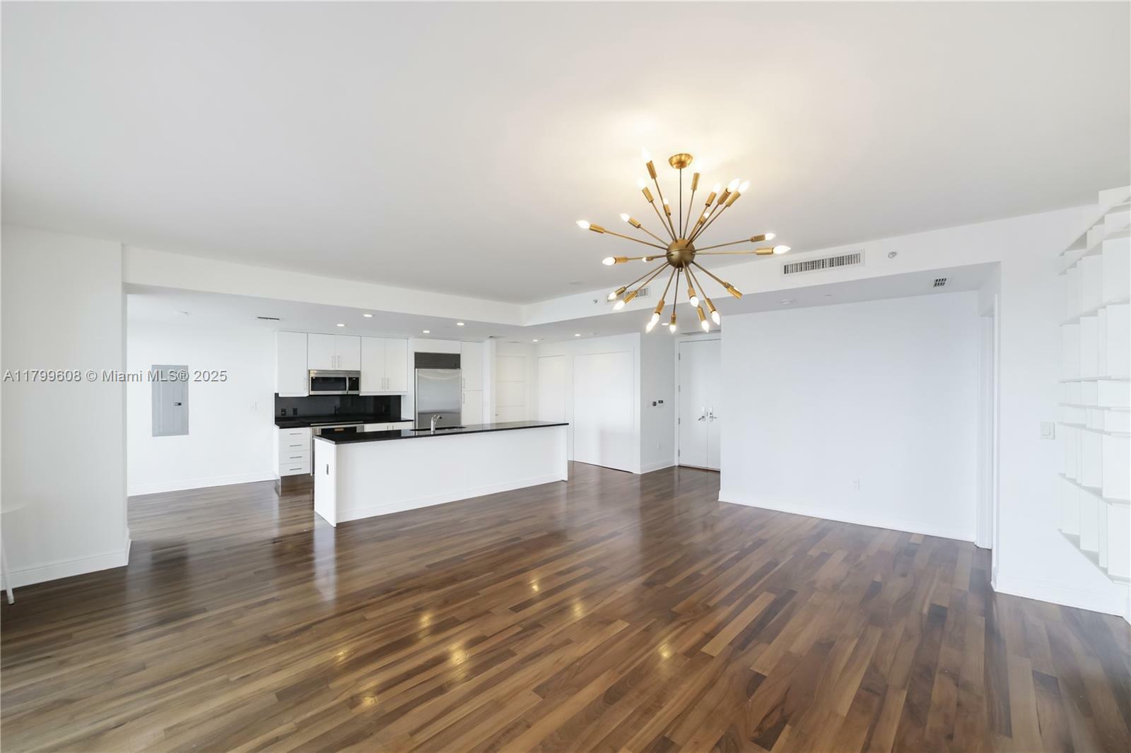 Property Photo: 901 Brickell Key Blvd 607 FL 33131
