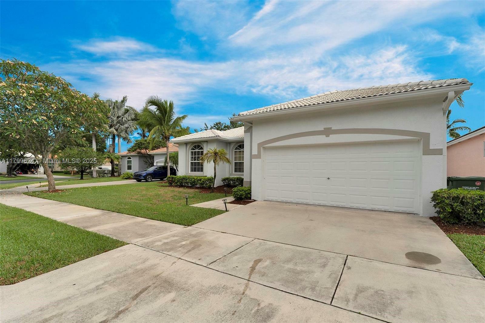 Property Photo: 2625 SE 5th Ct FL 33033