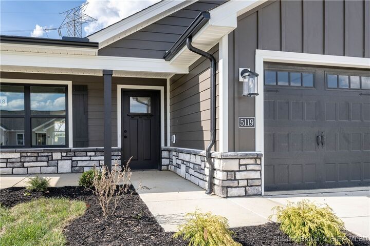 Property Photo:  5119 Woodstone Circle  IN 47150 