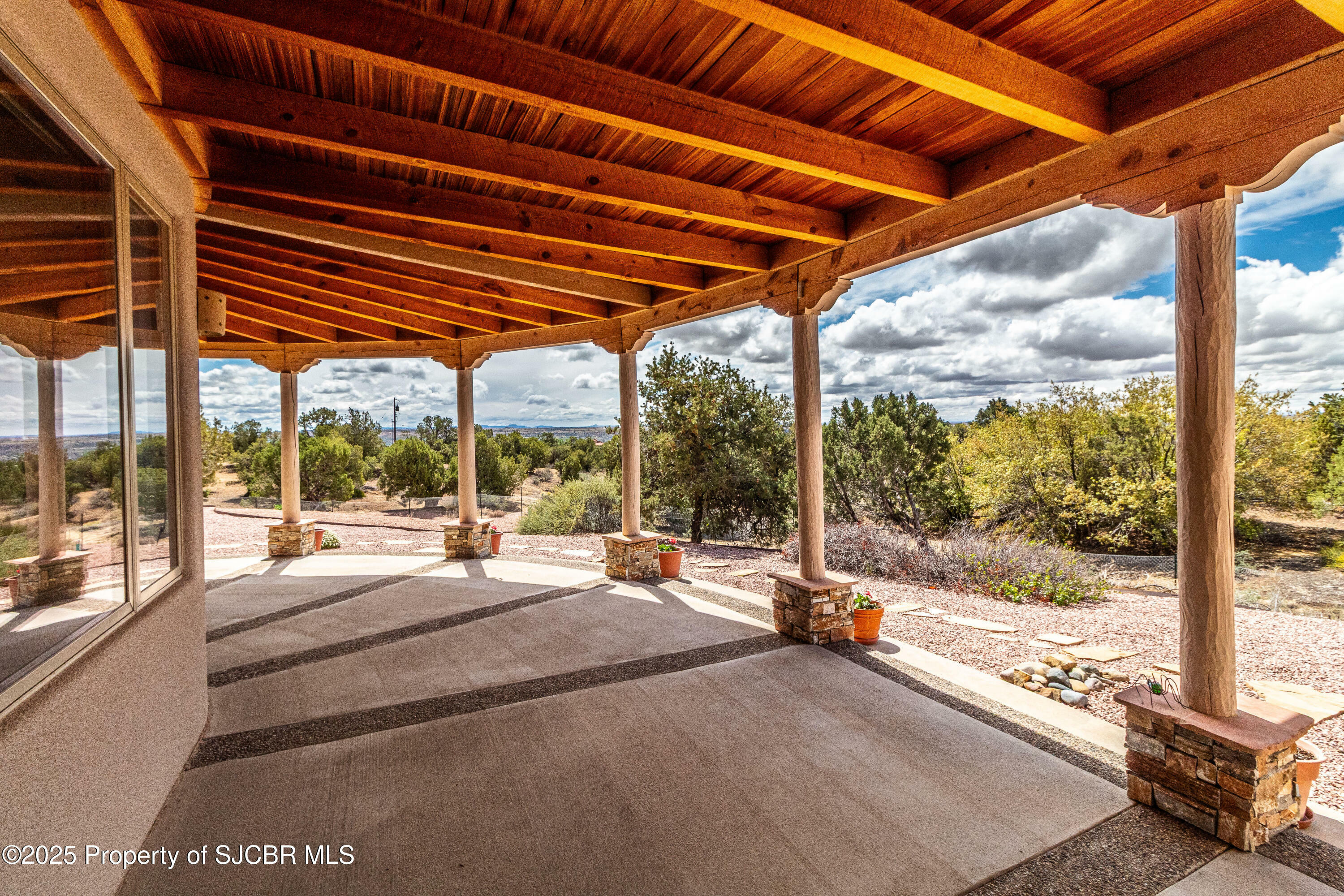 Property Photo: 6920 Foothills Drive NM 87402