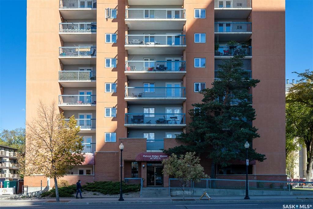 Property Photo: 405 5th Avenue N 305 SK S7K 6Z3