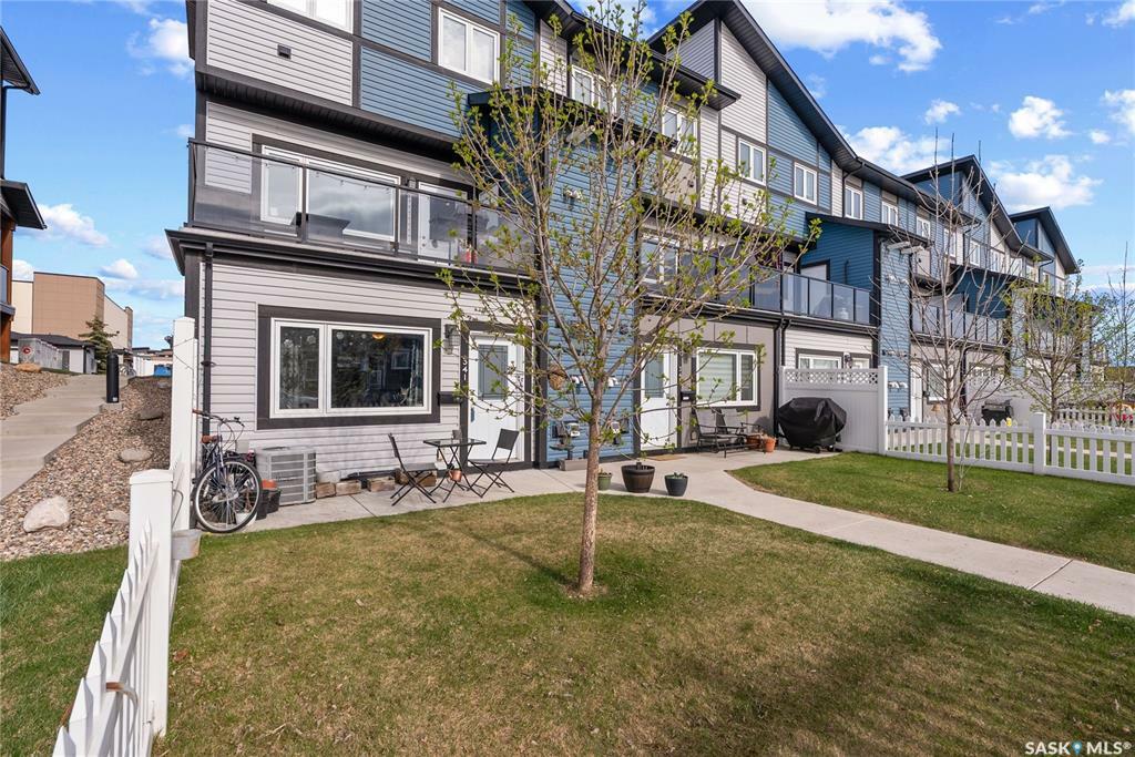 Property Photo: 620 Cornish Road 341 SK S7T 0Y3