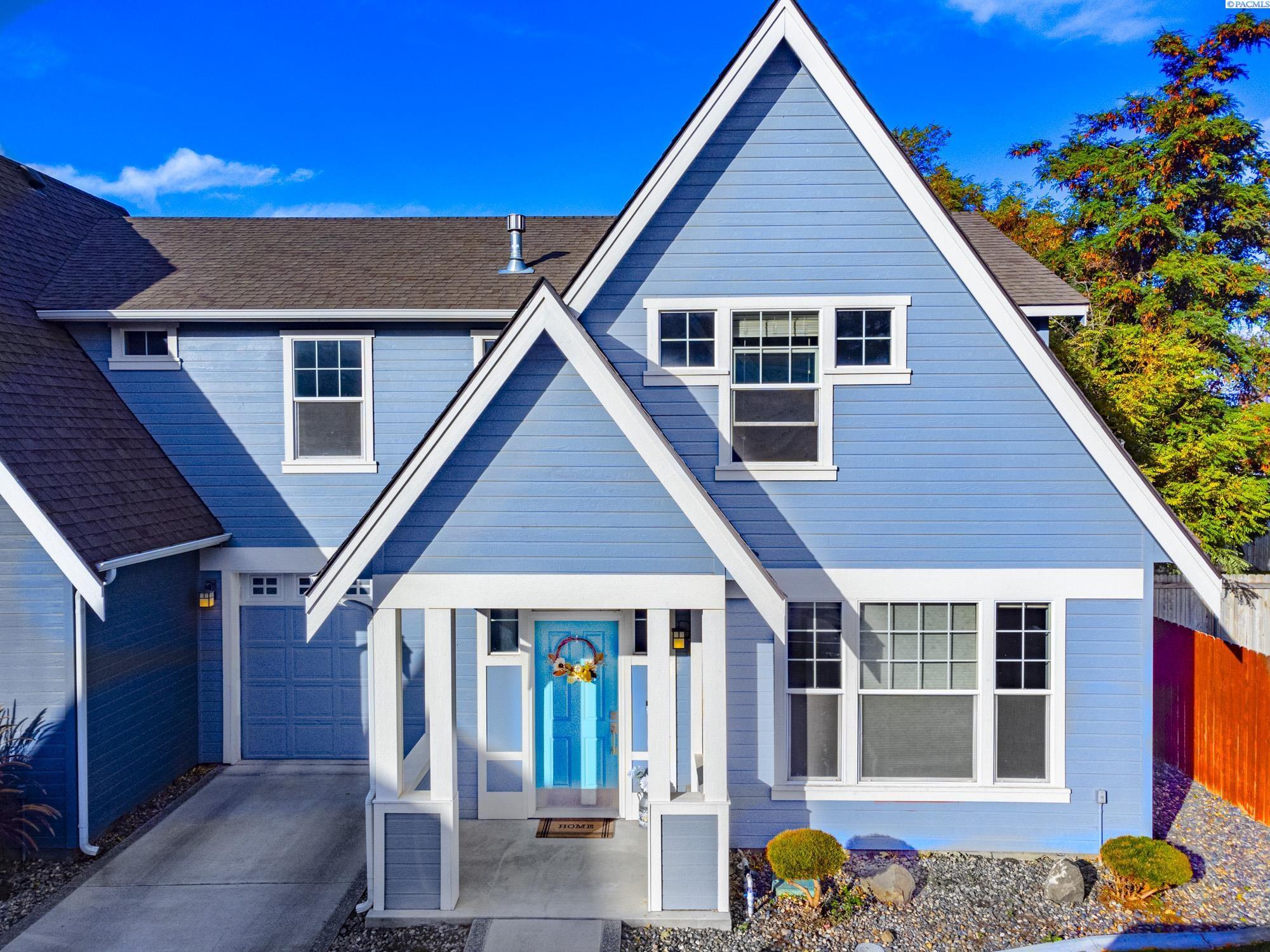 Property Photo: 939 S Keller St WA 99337
