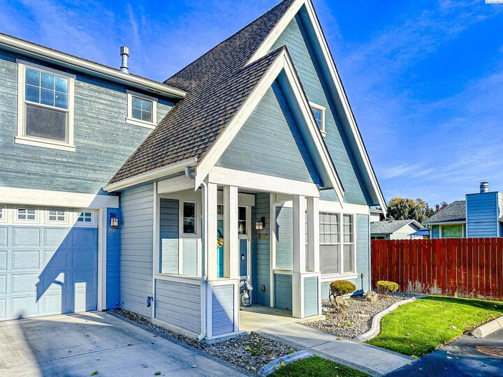 Property Photo:  939 S Keller St  WA 99337 
