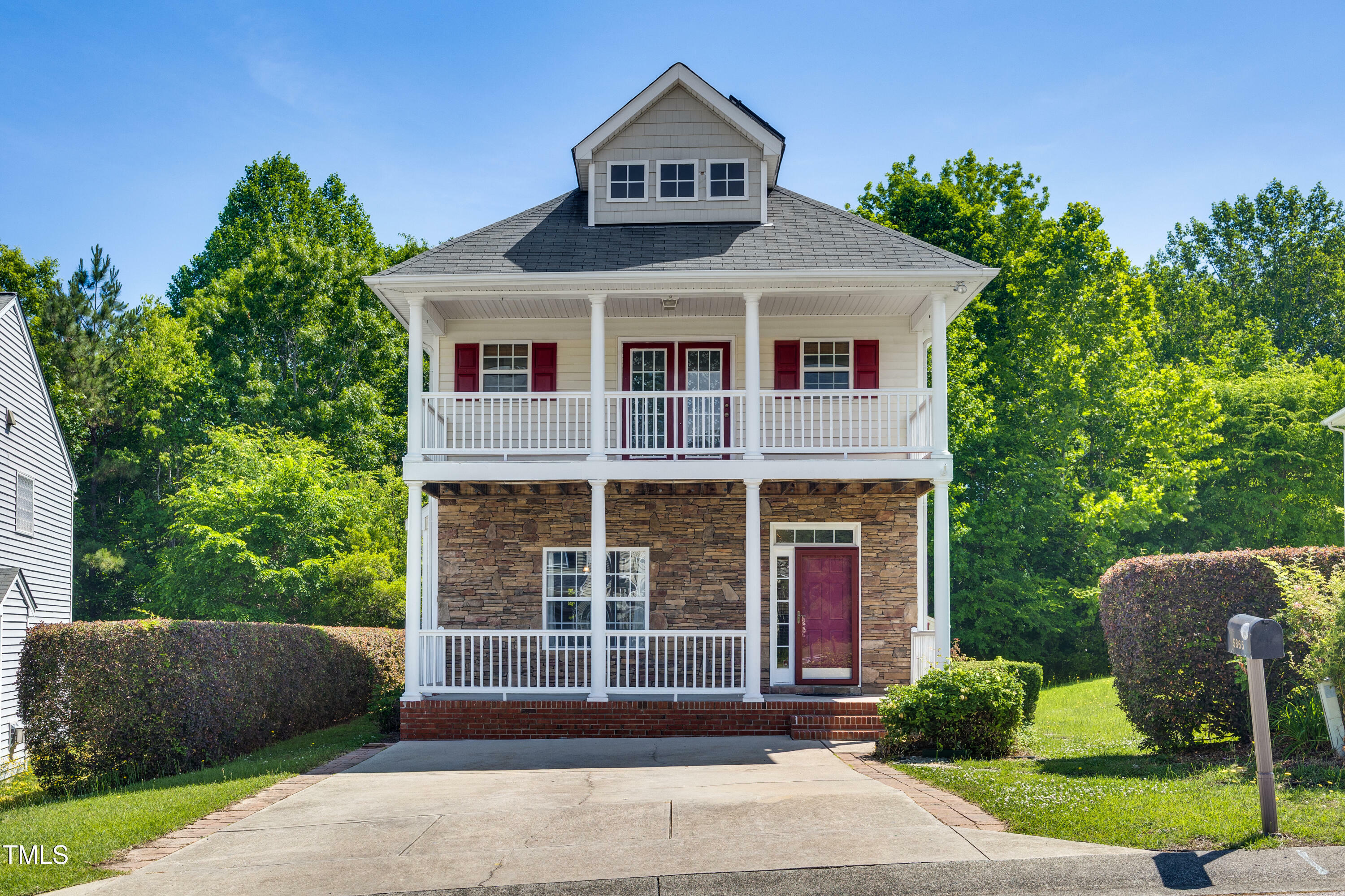 Property Photo: 5865 Forest Point Rd Road NC 27610