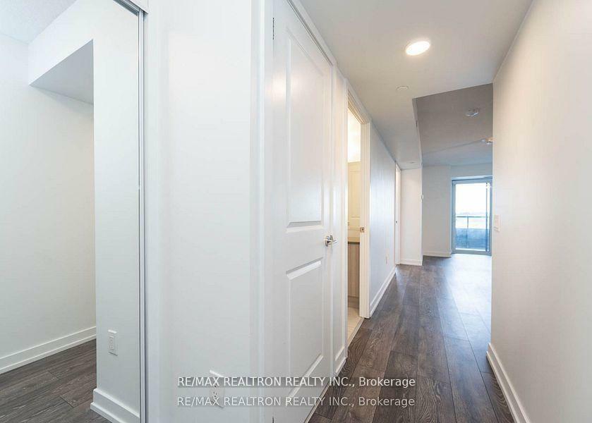Photo de la propriété: 1455 Celebration Drive 502 ON L1W 0C4