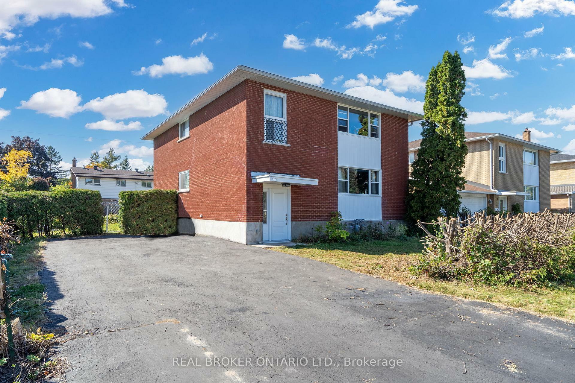 Property Photo: 1178 Clyde Avenue B ON K2C 1Y2