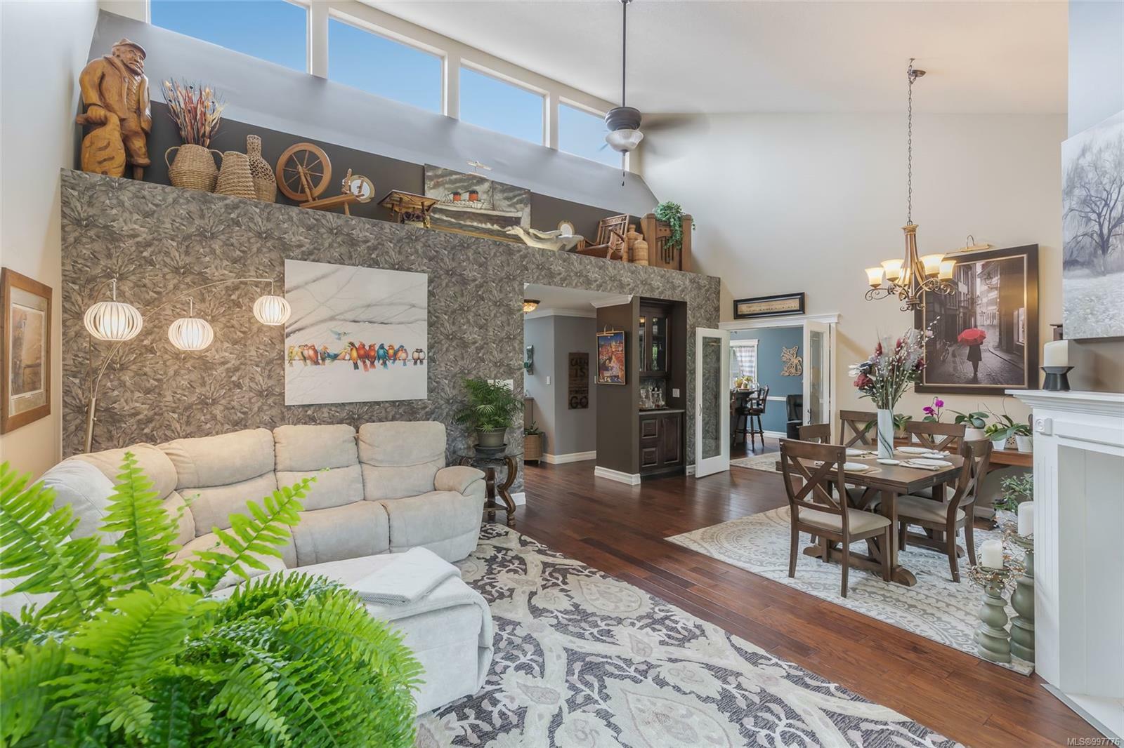 Property Photo: 1227 Pond Pl BC V9P 2P8