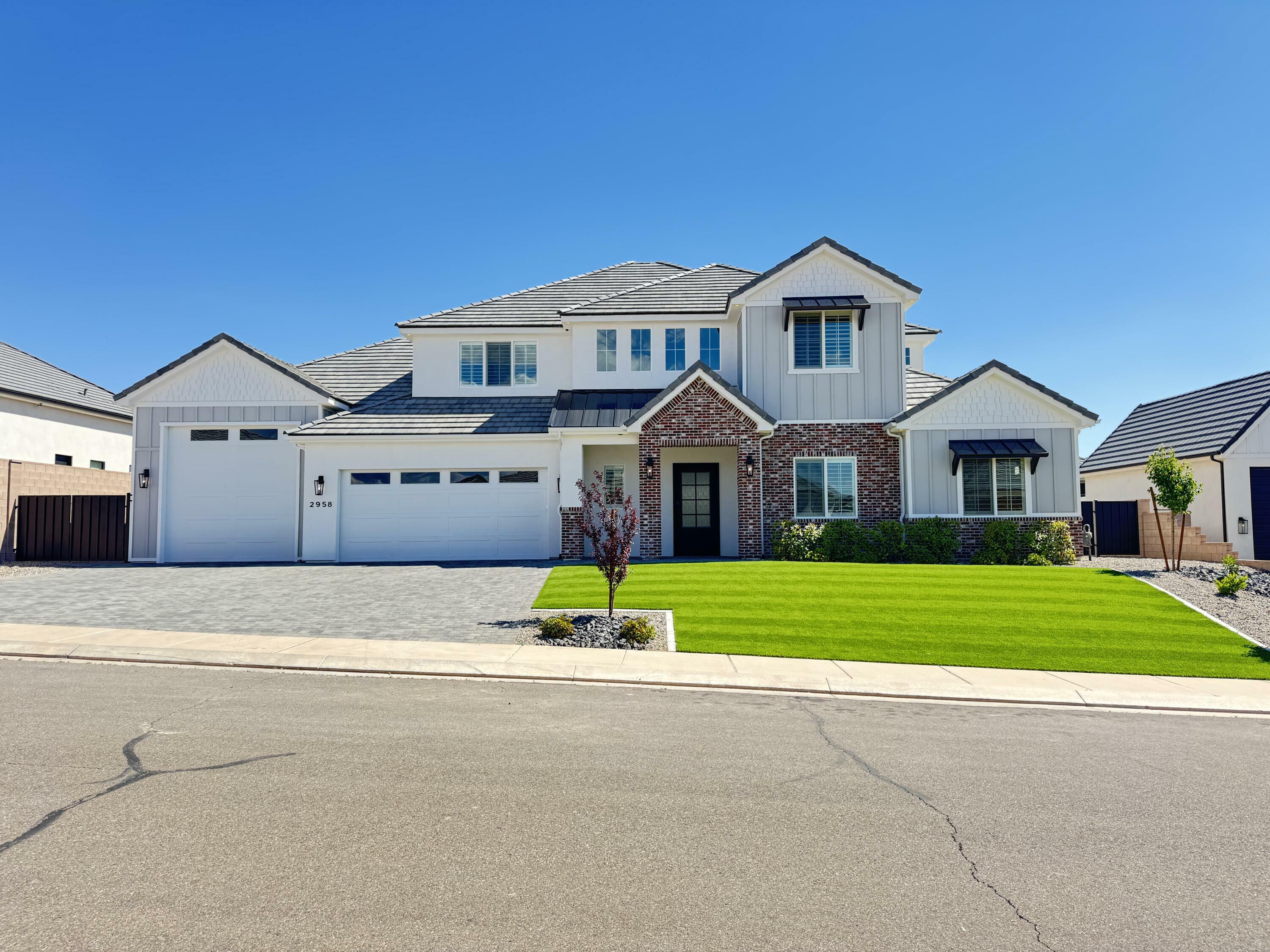 Property Photo: 2958 E Willow Tree Ln UT 84790