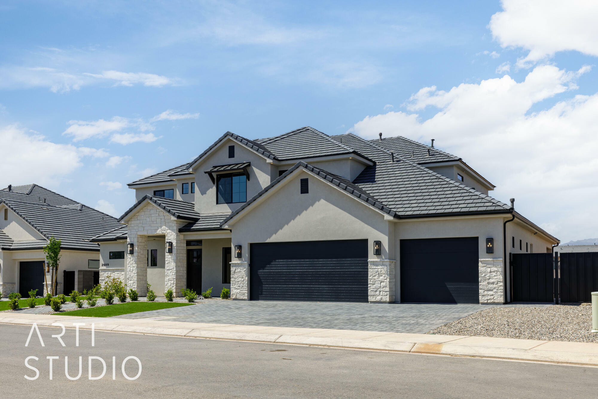 Property Photo: 2689 E Moorland Dr UT 84790