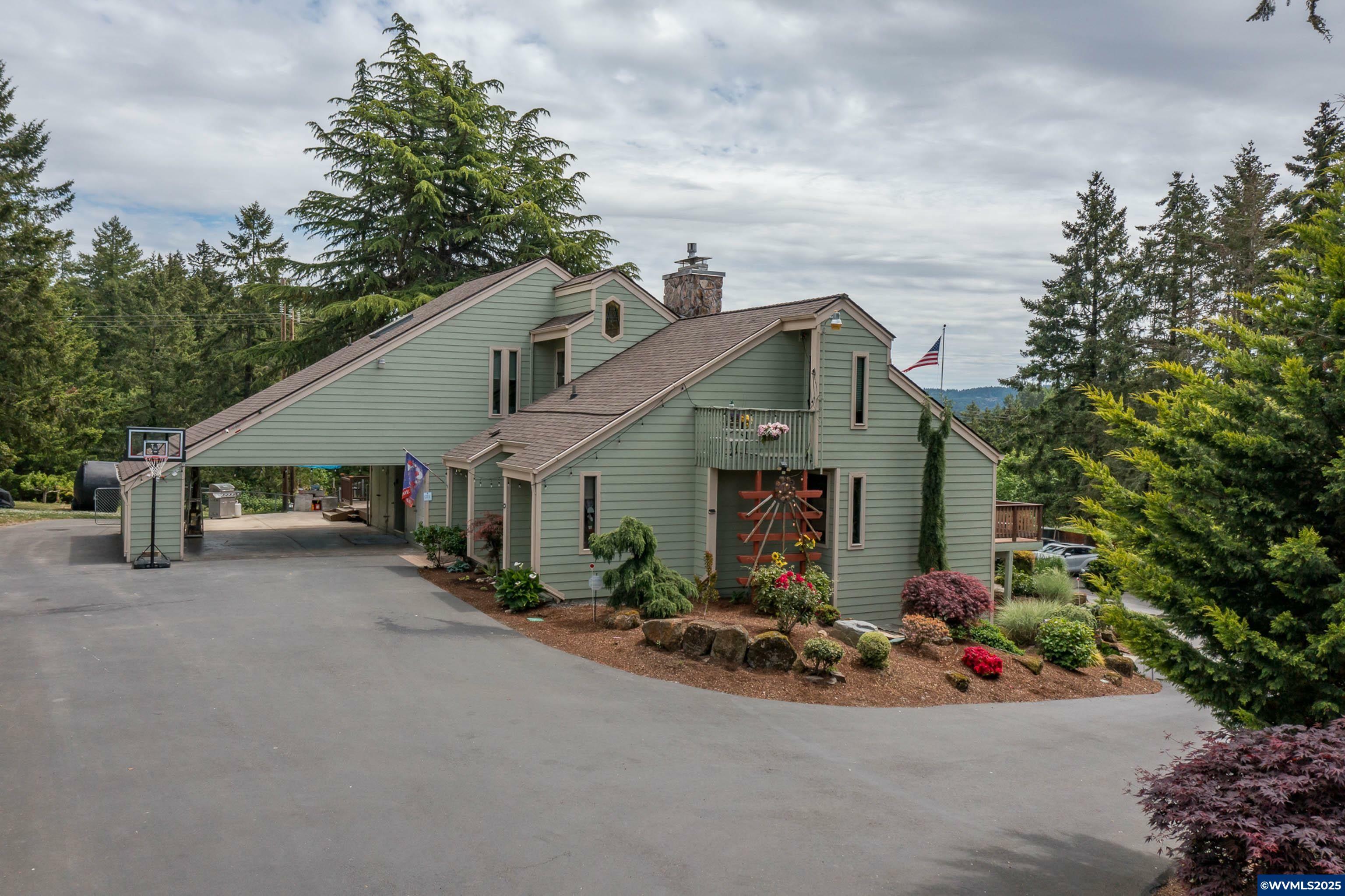 Property Photo: 190 South Oak Grove Rd NW OR 97304