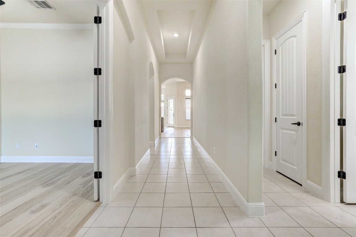 Property Photo: 2416 Millbrook Loop TX 78641