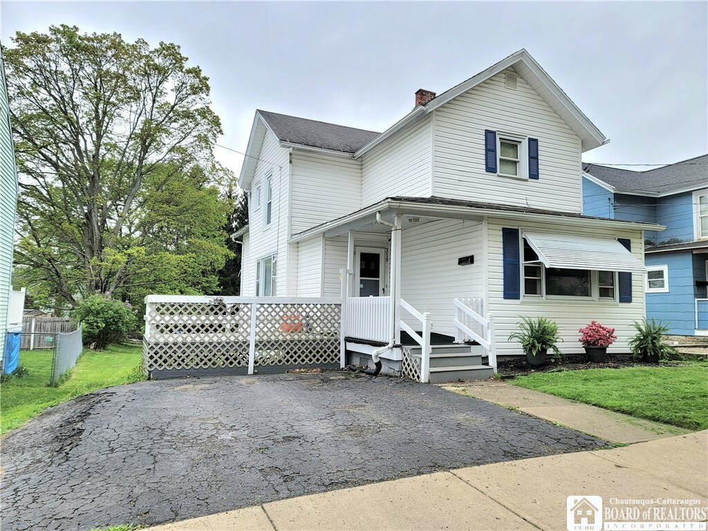 Property Photo: 319 Hazzard Street NY 14701