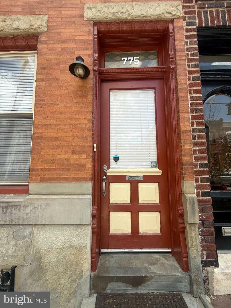 Property Photo: 775 N 25th Street PA 19130
