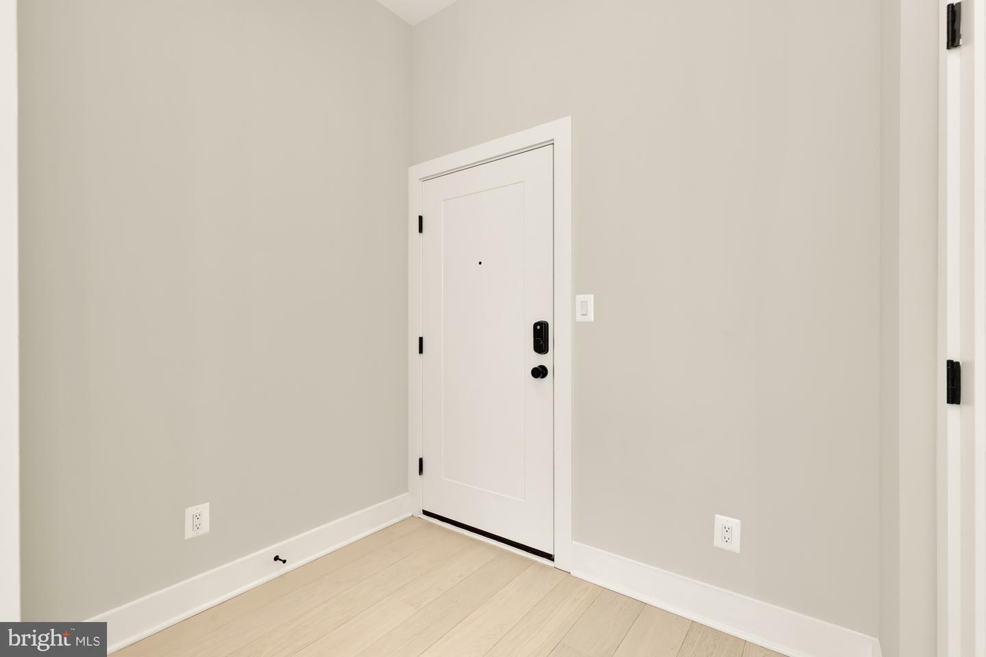Property Photo: 5505 7th NW 5 DC 20011