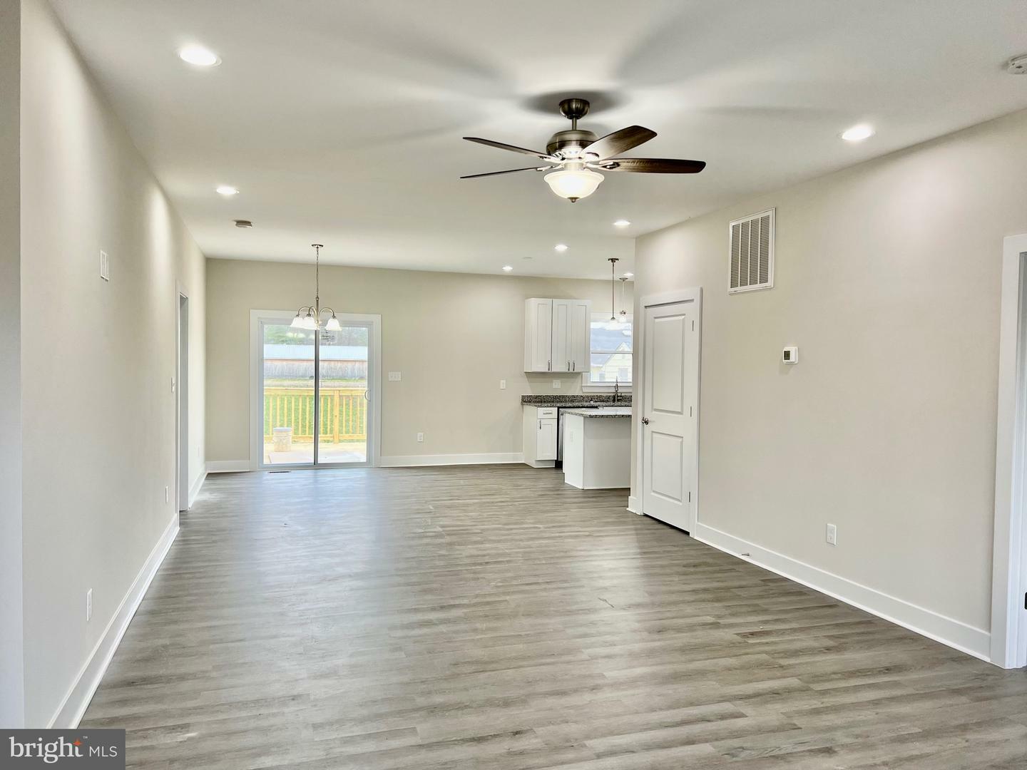Property Photo: 826 S Glebe Road VA 22520