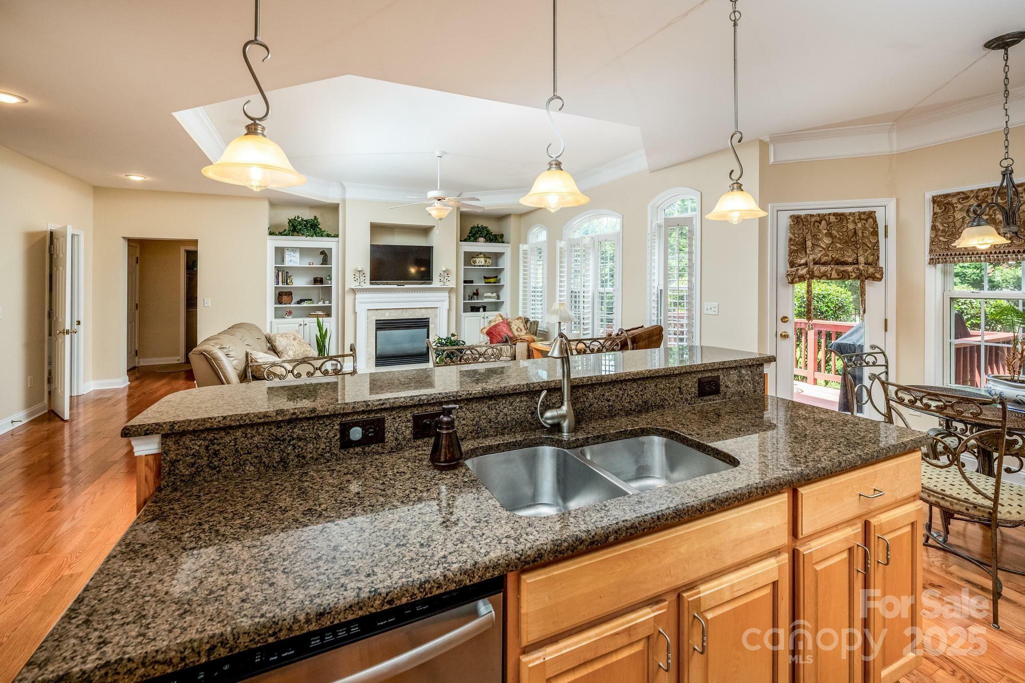 Property Photo: 7245 Willow Brook Court NC 28037