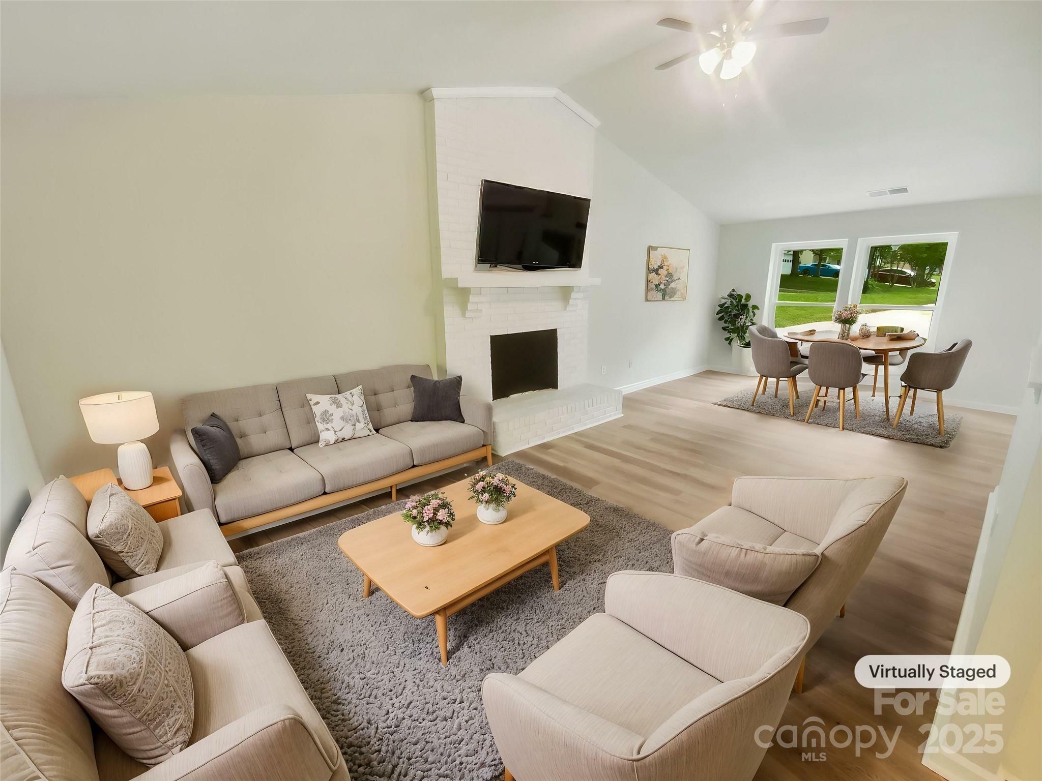 Property Photo: 6041 Misty Way Lane NC 28212