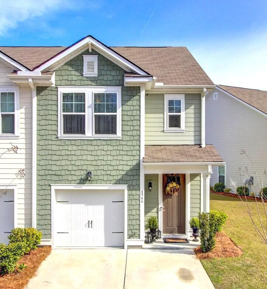 Property Photo:  4966 Hay Bale Court  SC 29485 