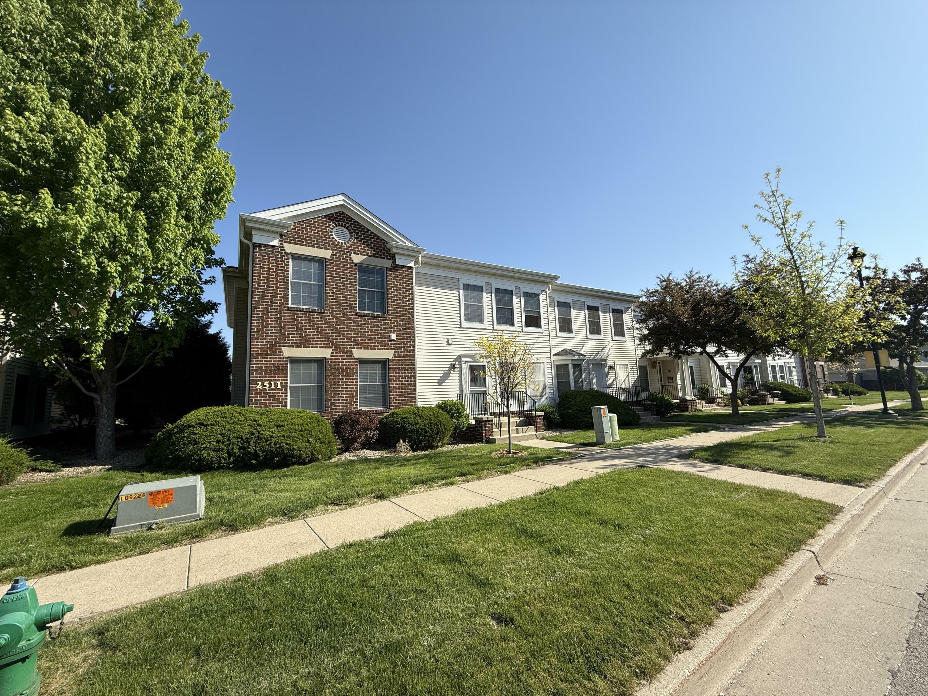 2511 Bristol Drive 202  Ames IA 50010 photo