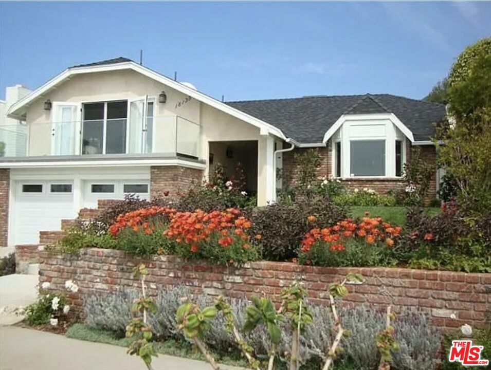 Property Photo: 18133 Wakecrest Dr CA 90265
