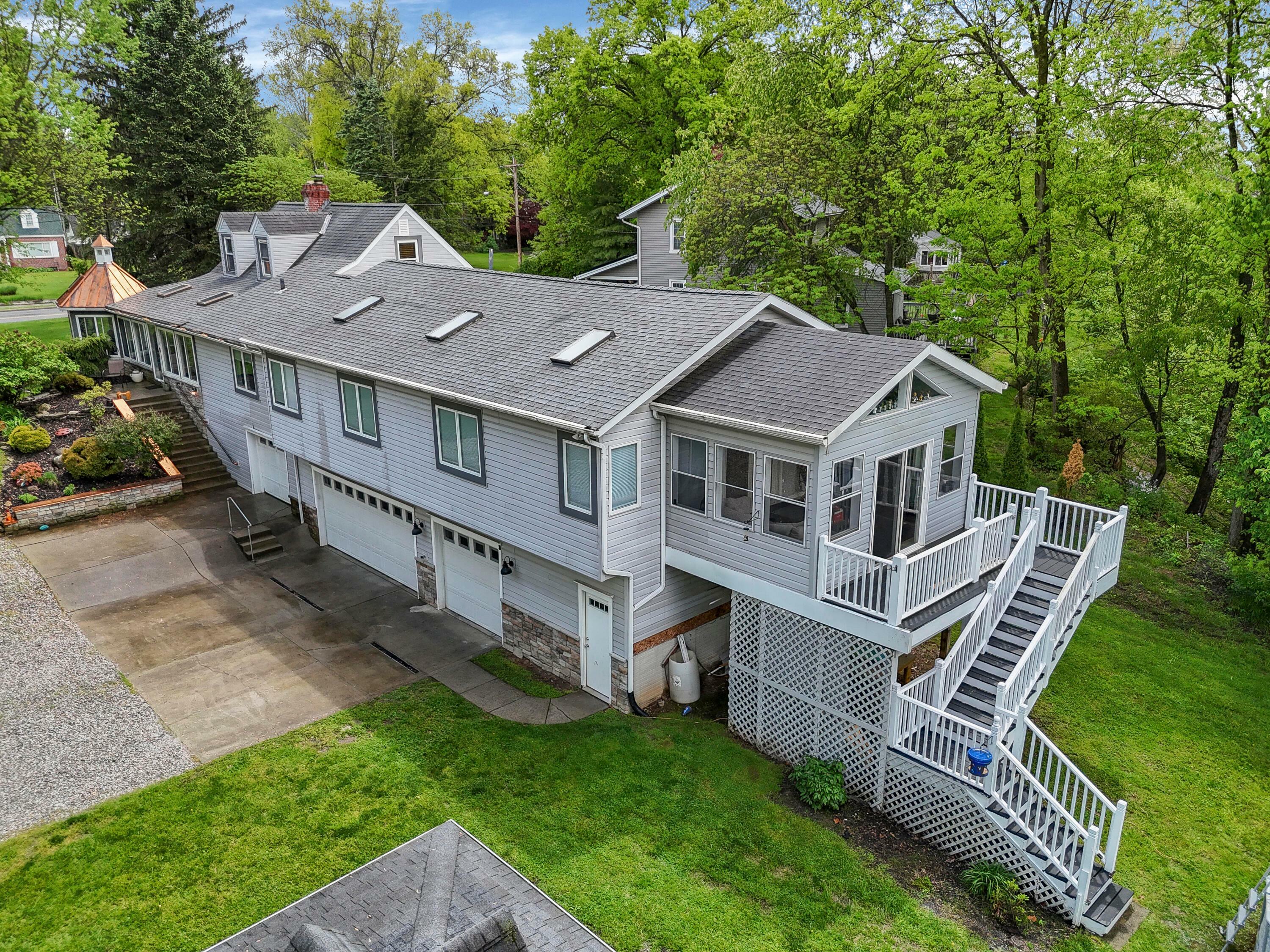Property Photo: 1108 W Church Street OH 43055