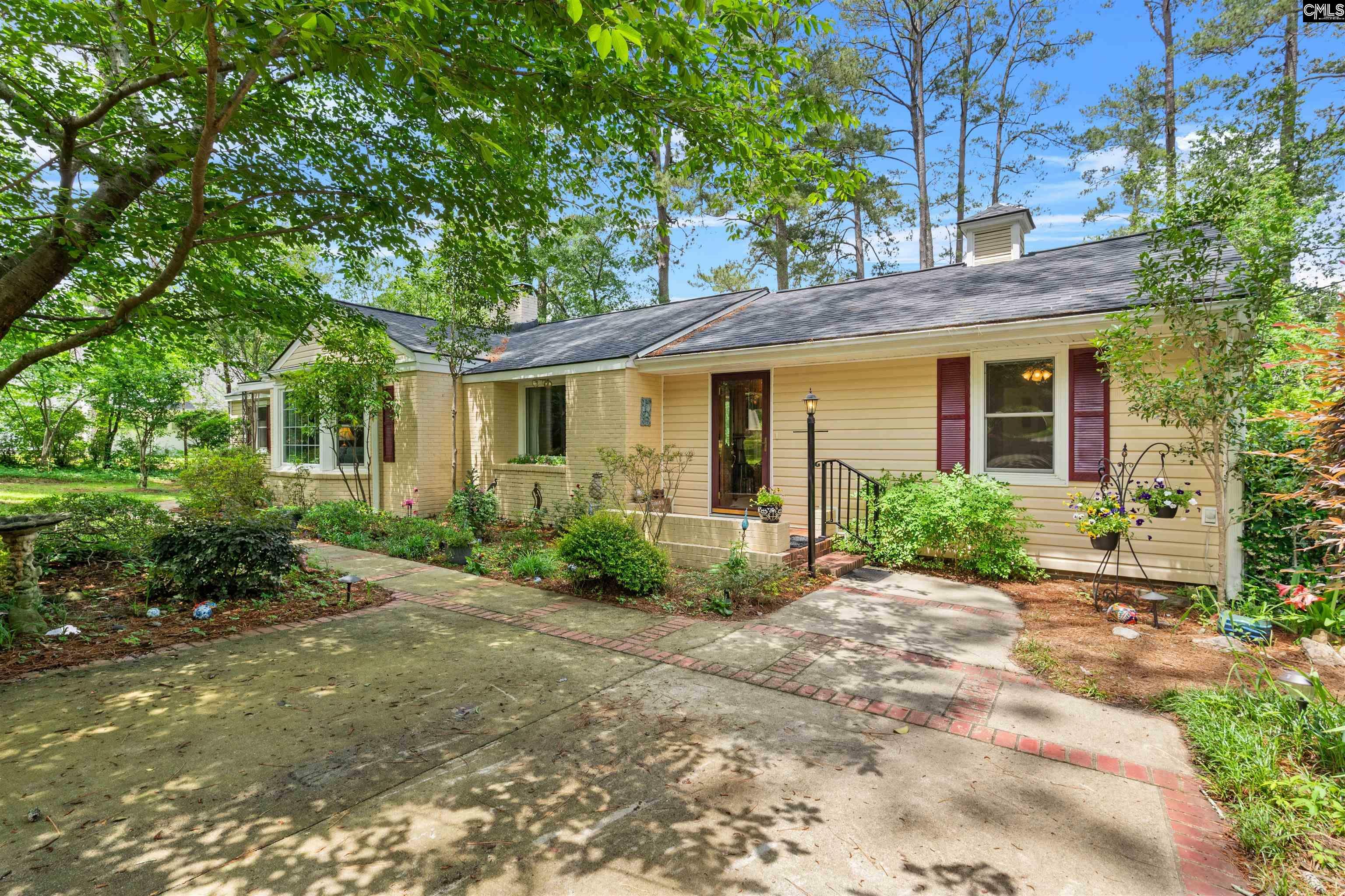 Property Photo: 4833 Circle SC 29206-1157