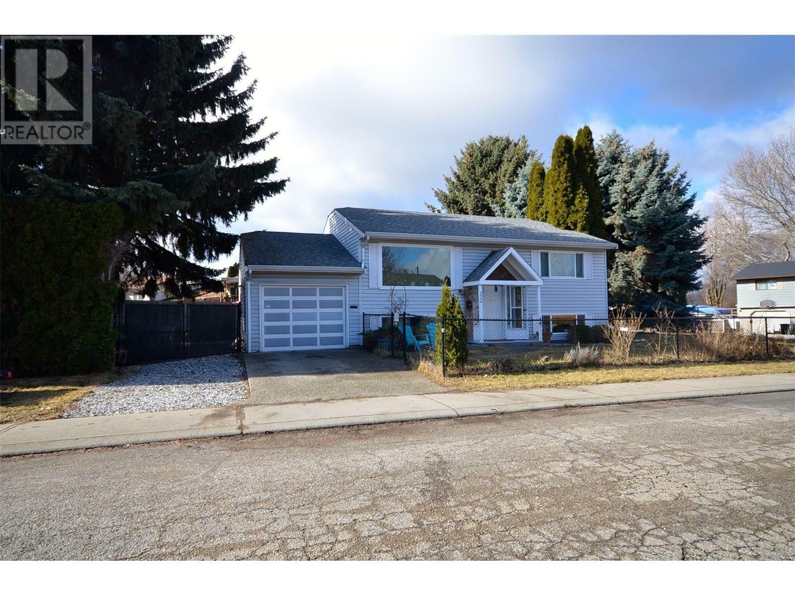 Property Photo: 5504 South Vernon Place BC V1T 8N5